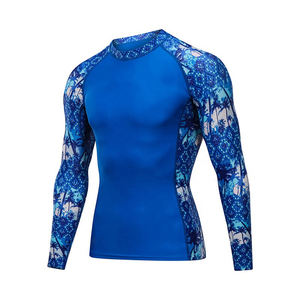 ชุดออกกำลังกายผู้ชายแบบเรียบง่าย สไตล์ Rash Guard ผลิตด้วยผ้าโพลีเอสเตอร์ แห้งเร็ว ราคาถูก คุณภาพดี รับผลิตตามแบบ - Product Image 5