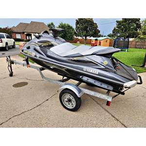Jet ski confortable conçu pour des aventures aquatiques mémorables avec une qualité fiable à prix de gros, offre spéciale - Product Image 1