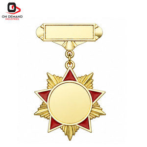 Badges de récompense en acier brodé de haute qualité pour la décoration de vêtements et la reconnaissance événementielle (vente en gros) - Product Image 1