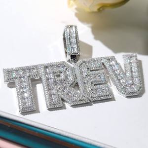 Collar con Colgante de Nombre TREU con Incrustaciones de Moissanita VVS, Estilo Hip Hop, Letras Personalizadas, Lujoso, en Plata de Ley con Baño de Oro de 18K - Product Image 6