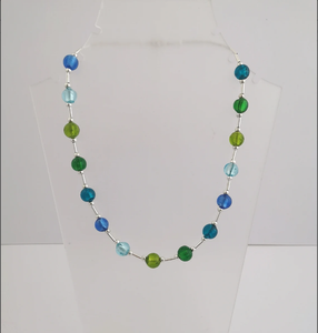 Collar corto de cristal azul y verde de moda, regalo de San Valentín para ella, joyería hecha a mano, collar de piedra de nacimiento de Alexandrita. - Product Image 2