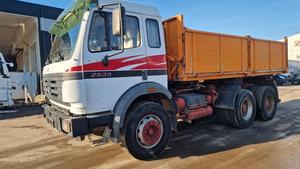 Camion benne d'occasion Mercedes-Benz SK 2535 6x4 de 1995, 25 tonnes, diesel, pour le transport de charges lourdes et le transport de matériaux dans le secteur de la construction et de l'exploitation minière - Product Image 1