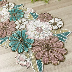 Set de table luxueux fait main avec des perles antidérapantes - Product Image 4