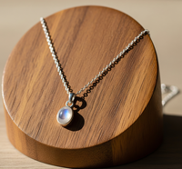 Achetez un pendentif en argent sterling 925 plaqué or 18 carats avec serti clos, chaîne délicate, pierre de lune naturelle bohème, cristal de guérison, tendance