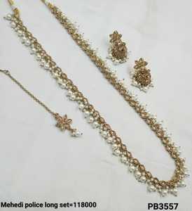 Bijoux les plus à la mode pour la fonction de mariage indien pierre CZ cloutée avec perle travail Long collier ensemble boucles d'oreilles & Mangtika ensemble - Product Image 4