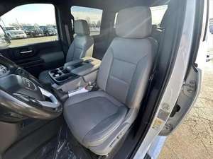 GMC Sierra 2022 SLt 3500 d'occasion - Product Image 2