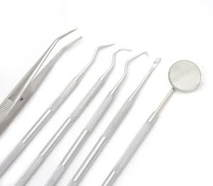 ชุดเครื่องมือตรวจสุขภาพฟันแบบมืออาชีพ 6 ชิ้น ผลิตจากสแตนเลส ได้รับการรับรองมาตรฐาน CE สำหรับทำความสะอาดฟันและอุดฟัน - Product Image 3