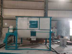 เครื่องผสมอาหารแบบสามริบบิ้นเครื่องผสมผงแห้งสำหรับอาหารสัตว์ปีก GRM-200ผสมอาหารสัตว์ - Product Image 3