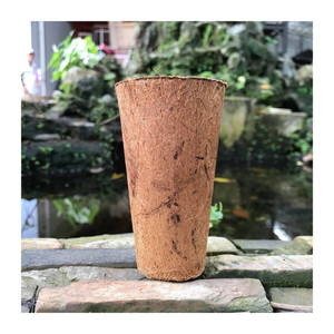 Macetas de coco respetuosas con el medio ambiente: ideales para invernaderos, balcones y proyectos de jardinería doméstica - Product Image 1