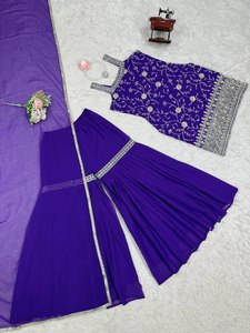 Último Modelo de Traje de Fiesta para Bodas, Diseño Elegante en Georgette Sintético con Bordado de Hilo y Lentejuelas, Top y Sharara con Borde de Encaje y Dupatta - Product Image 5