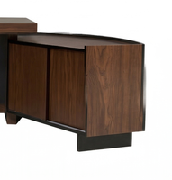 Escritorio Ejecutivo Moderno con Tablero de Melamina y Detalles en Cuero, Mesa de Trabajo Grande y Resistente para Oficina de Gerencia o Uso Comercial