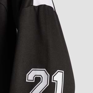 Conjunto de Camiseta de Fútbol Sublimada Striker de Manga Larga (Negra) Talla XL, Top de Poliéster, Pantalones Cortos Estampados con Número - Product Image 6