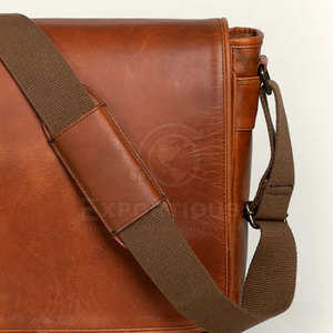 Low Moq Lightweight Hot Sale Fashion Wear <b>Laptop</b> <b>Bag</b> Durable Material Unisex <b>Leather</b> <b>Laptop</b> <b>Bag</b> - Product Image 5