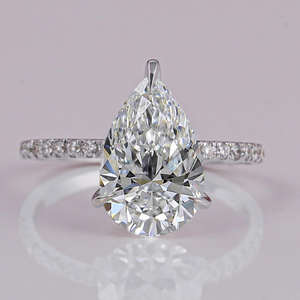 Anillo de Compromiso Chapado en Oro Blanco Sólido de 18 quilates, Pave Setting, Pera Cut Lab Grown Diamond Half Eternity Round Cut Diamond Ring - Product Image 1