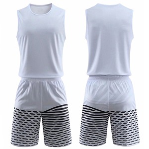 Nouvelle Collection 2025 – Tenues de Basketball Personnalisées Sans Manches pour Hommes et Femmes – Ensembles Respirants pour Équipes – Couleurs Personnalisables - Product Image 2