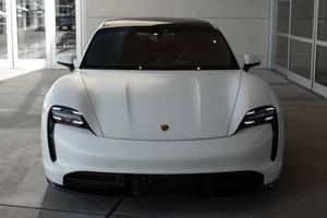 VOITURE ÉLECTRIQUE EXTRÊMEMENT PROPRE 2020 POR-SCHE TAY-CAN TURBO S 750-HP DUAL-MOTOR AWD PRÊTE À ÊTRE EXPÉDIÉE - Product Image 2