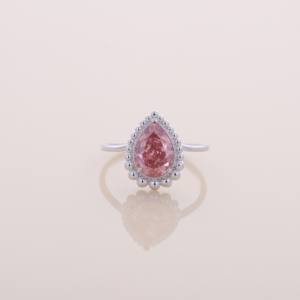 Anillo de Diamante Rosa Cultivado en Laboratorio de 1.5ct con Halo de Perlas, Joyería de Oro Amarillo, Blanco y Rosa de 9K - Product Image 1