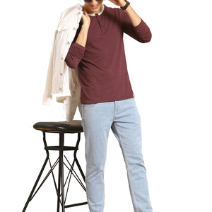 T-shirts pour hommes de haute qualité 100% coton élégant manches longues et logo avant de grande taille conceptions personnalisées disponibles - Product Image 4