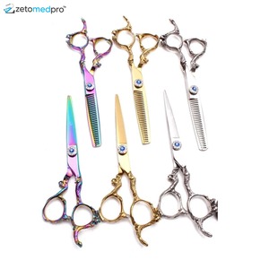 Ensemble de ciseaux de barbier professionnels multicolores avec peignes - Product Image 1