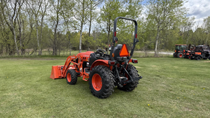 รถแทรกเตอร์ Kubota LX3520HSD ปี 2026 ราคาถูก พร้อมระบบไฮดรอลิกที่แข็งแกร่ง สำหรับงานเกษตรและก่อสร้าง พร้อมจัดส่ง - Product Image 3