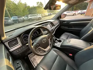 โตโยต้า ไฮแลนเดอร์ XLE ปี 2017 - Product Image 2