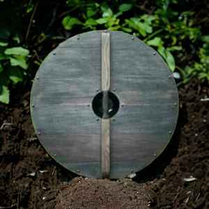 Bouclier viking en bois fait main avec motif de dragon, bouclier rond nordique avec embout noir, idéal pour le cosplay, la reconstitution historique et la décoration murale - Product Image 3