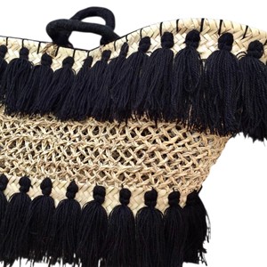 Sac fourre-tout bohème marocain fait main en paille avec pompons noirs, ouverture supérieure, doublure en coton, idéal pour la plage estivale pour femme - Product Image 2