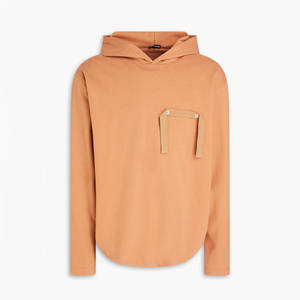 เสื้อฮู้ดดี้โอเวอร์ไซส์สีเบจสุดหรู คุณภาพเยี่ยม สไตล์คลาสสิก ผลิตจากผ้าฝ้ายฟลีซ 100% ดีไซน์กระเป๋าหน้าสุดเก๋ ทันสมัย เหมาะสำหรับทุกเพศทุกวัย - Product Image 1