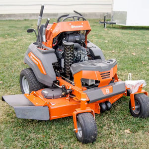 Cortadora de Césped de Giro Cero de Grado Industrial V554 de 2 Tiempos/4 Tiempos, 54 Pulgadas, 1600 W, Diésel, Caja de Recolección de Césped de 300 L + Recortadora Adicional - Product Image 1