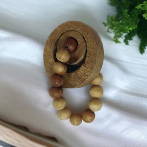 Chaîne en bois de manguier sculptée à la main à 5 maillons de style bohème Accents écologiques pour décoration rustique pour table salon chambre hôtel - Product Image 5