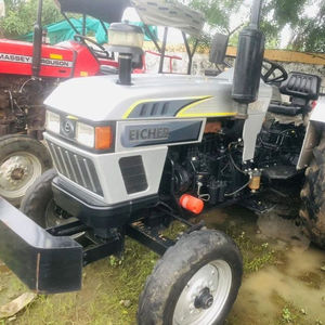 Tracteur agricole d'occasion Eicher 485 de haute qualité à prix d'usine, 140 CV, moteur Kohler, 2 roues motrices, équipement agricole robuste, haute performance - Product Image 1