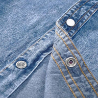 Kemeja Jeans Pria lengan panjang, kemeja jins lengan panjang dengan kancing untuk pakaian sehari-hari terlihat nyaman dicuci