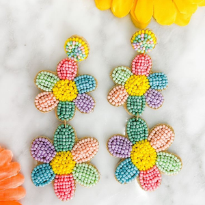 Boucle d'oreille perlée fleur unique par glowin fashion - Product Image 1