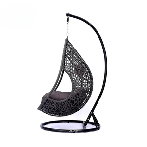 สร้างขึ้นเพื่อเฟอร์นิเจอร์หวายกลางแจ้งที่มีความทนทานช่วยเพิ่มสวนของคุณด้วยความสง่างามเหนือกาลเวลา - Product Image 5