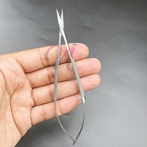 Tijeras de Acero Inoxidable Plateadas con Resorte, Corte Preciso, Tijeras para Cejas y Cabello con Punta Afilada a Precios de Mayoreo - Product Image 5