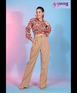 Robes décontractées d'été à la mode pour femmes avec des hauts courts élégants et des chemisiers brodés - Product Image 5