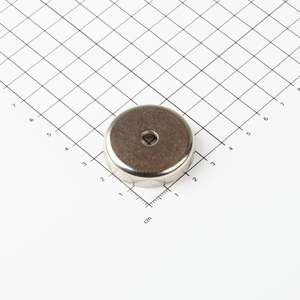Gripper piatto in neodimio Ø36x8mm con recessione cilindrica - Product Image 1