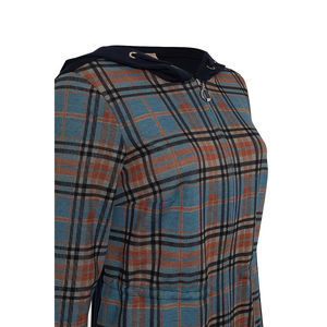 Manteau trench en tricot bleu marine à capuche pour femme - Fermeture éclair respirante, options longue et courte - Product Image 2