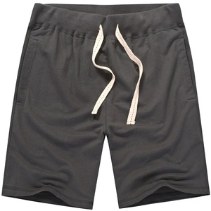 Pantalones Cortos Modernos para Hombre, Diseñados para un Movimiento Fácil, con Diseño Equilibrado y Apariencia Casual Urbana - Product Image 3