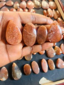 Piedras preciosas SUNSTONE naturales de calidad 100% de grado AAA, piedra solar de fuego de forma mixta para la fabricación de joyas, piedras preciosas súper naturales increíbles - Product Image 2