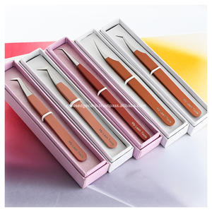 Pince à épiler professionnelle en fibre pour cils, kit de pinces à épiler pour extensions de cils, outil en acier inoxydable pour volume de cils - Product Image 1