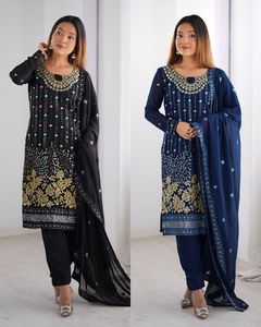 Costume Salwar brodé prêt à l'emploi de créateur, parfait pour les fêtes de mariage et les festivals, disponible à un prix abordable - Product Image 6