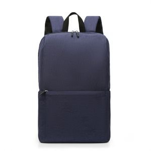 Sac à dos élégant pour ordinateur portable de style voyage confortable et durable avec un look professionnel pour une utilisation quotidienne ou un voyage d'affaires - Product Image 3