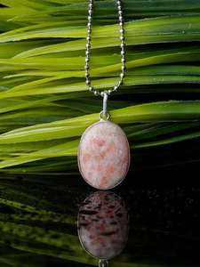 Suministro al por Mayor de MANGALMAY CORPORATION de Colgantes de Cristal de Plata 925 Natural de Estilo Vintage, Fabricación de Joyería Artesanal - Product Image 2