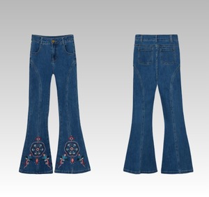 2026 Women's Classic Casual Denim <b>Flare</b> Pants Mid-Waist Distressed Dark Wash Embroidered Winter Autumn Fit Solid Pattern Woven - Product Image 1