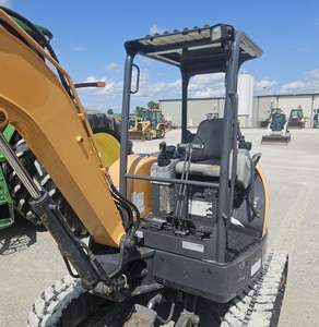 Mini excavatrice 2022 Case CX37C d'occasion à bas prix - Product Image 3