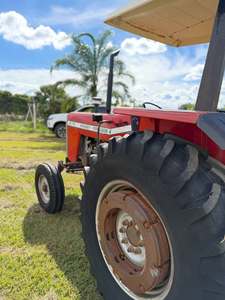 Massey Ferguson 4275 42HP Red 4WD Wheel Farm Tractor High Productivity Gear Drive Engine - Product Image 4