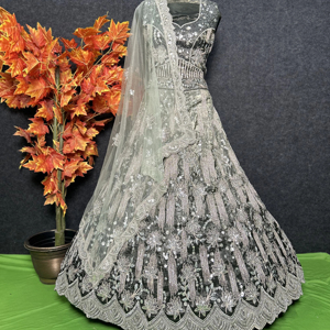 Lehenga choli กระโปรงยาวผ้าปักเลื่อมงานปาร์ตี้ที่มีน้ำหนักเบาสำหรับงานแต่งงานในฤดูหนาว - Product Image 1