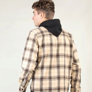 Veste chemise en jean légère pour femme | Veste décontractée boutonnée polyvalente avec un design élégant et une construction durable - Product Image 4