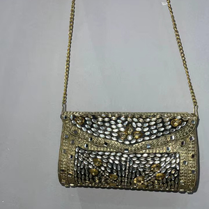 Bolsos de mosaico de última moda para mujer, ideales para fiestas, disponibles al mejor precio desde India para la moda femenina en fiestas nocturnas. - Product Image 4